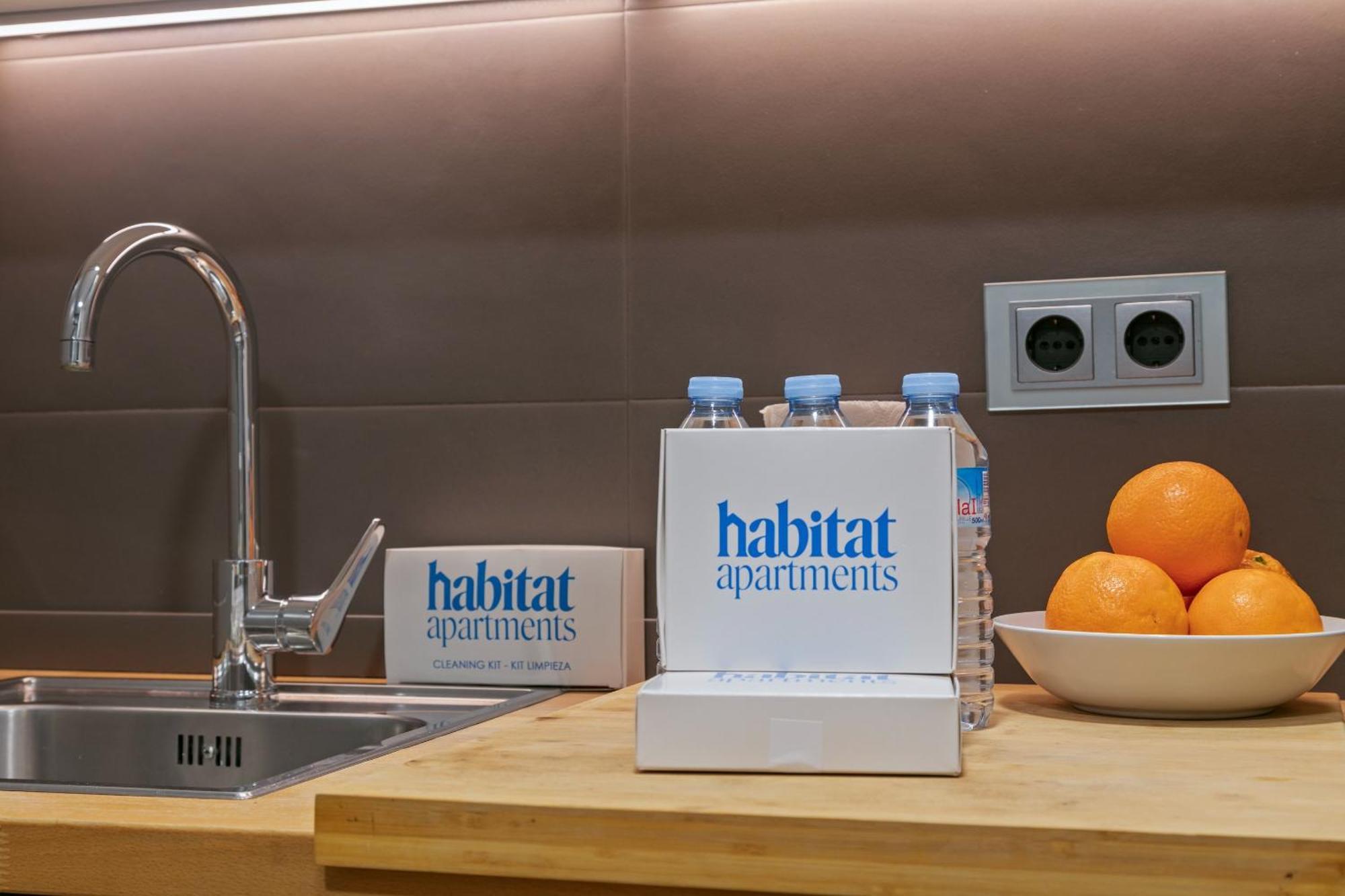 Habitat Apartments Blanca Barcelona Buitenkant foto